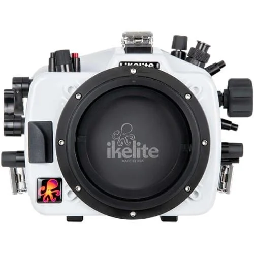 200DL Underwater Housing.webp